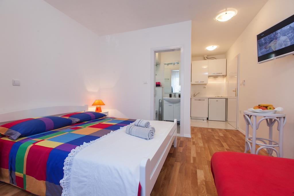 מאקרסקה Apartments Filipeti מראה חיצוני תמונה
